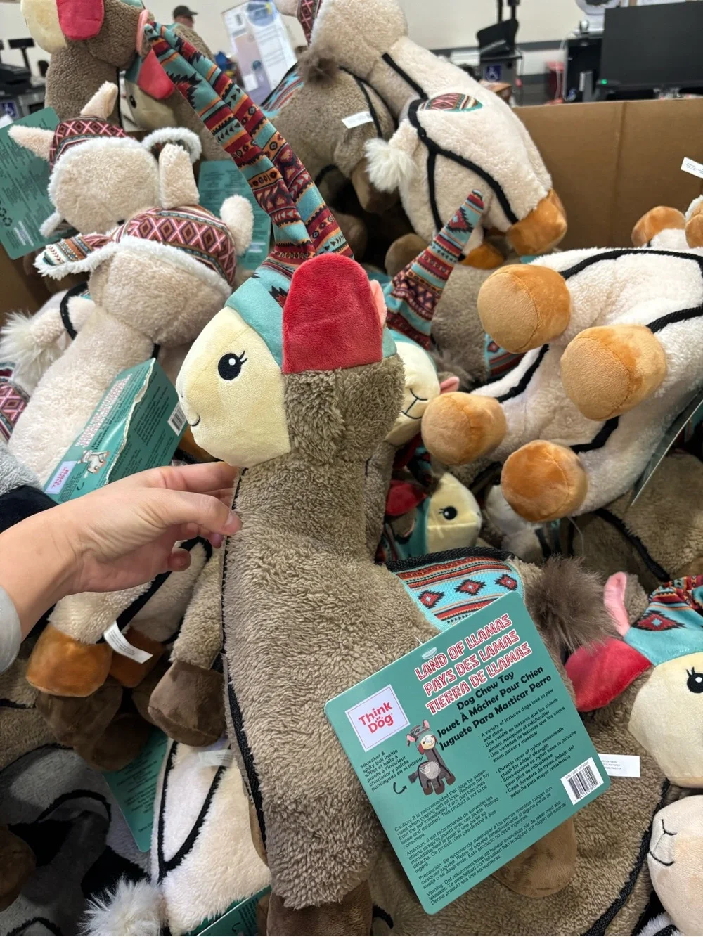 Think Dog Land Of Llamas 19” Plush Squeaky  Toy Pets Dog Chew Toy NEW WITH TAGS